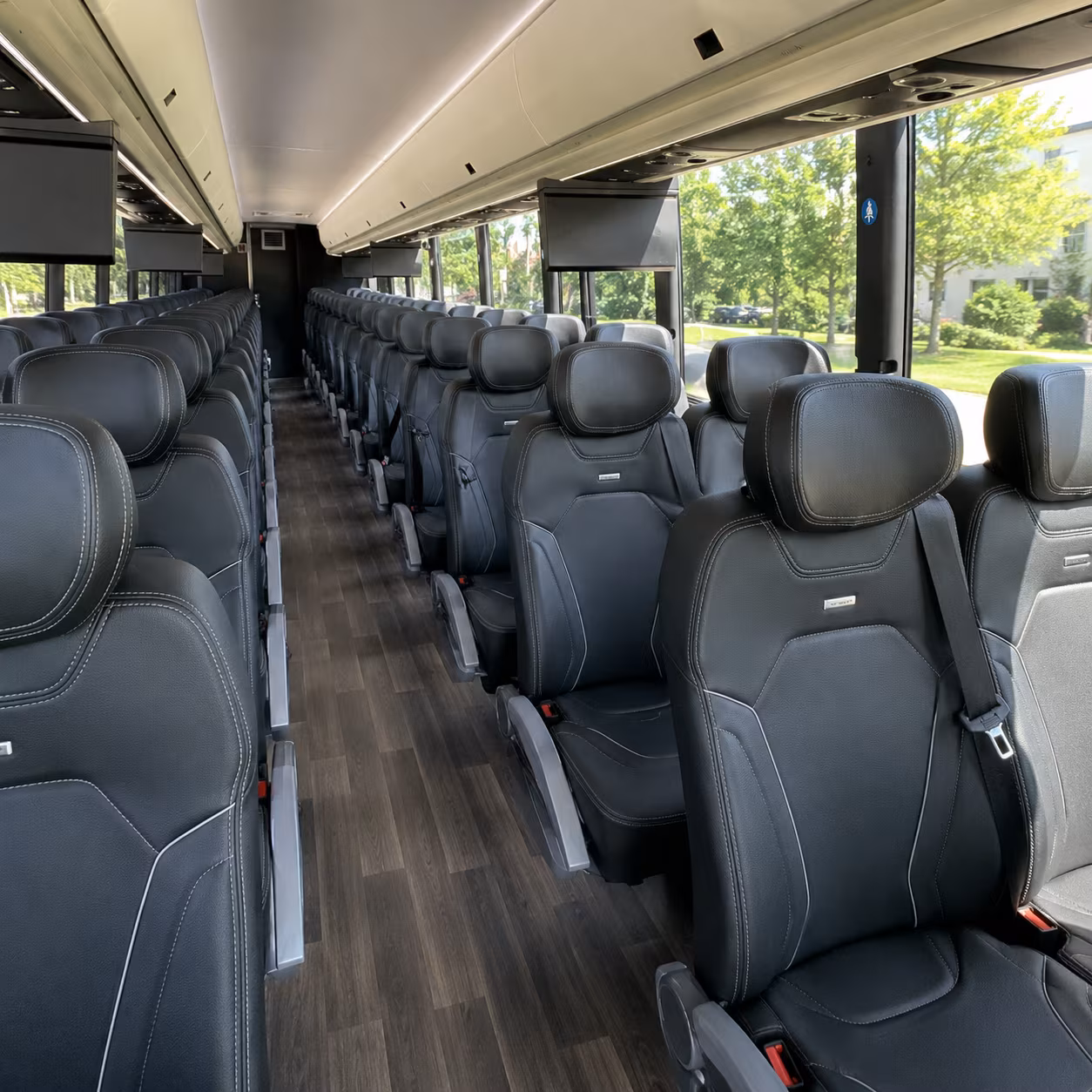 hollywood seamless shuttle service for hollywood sporting events