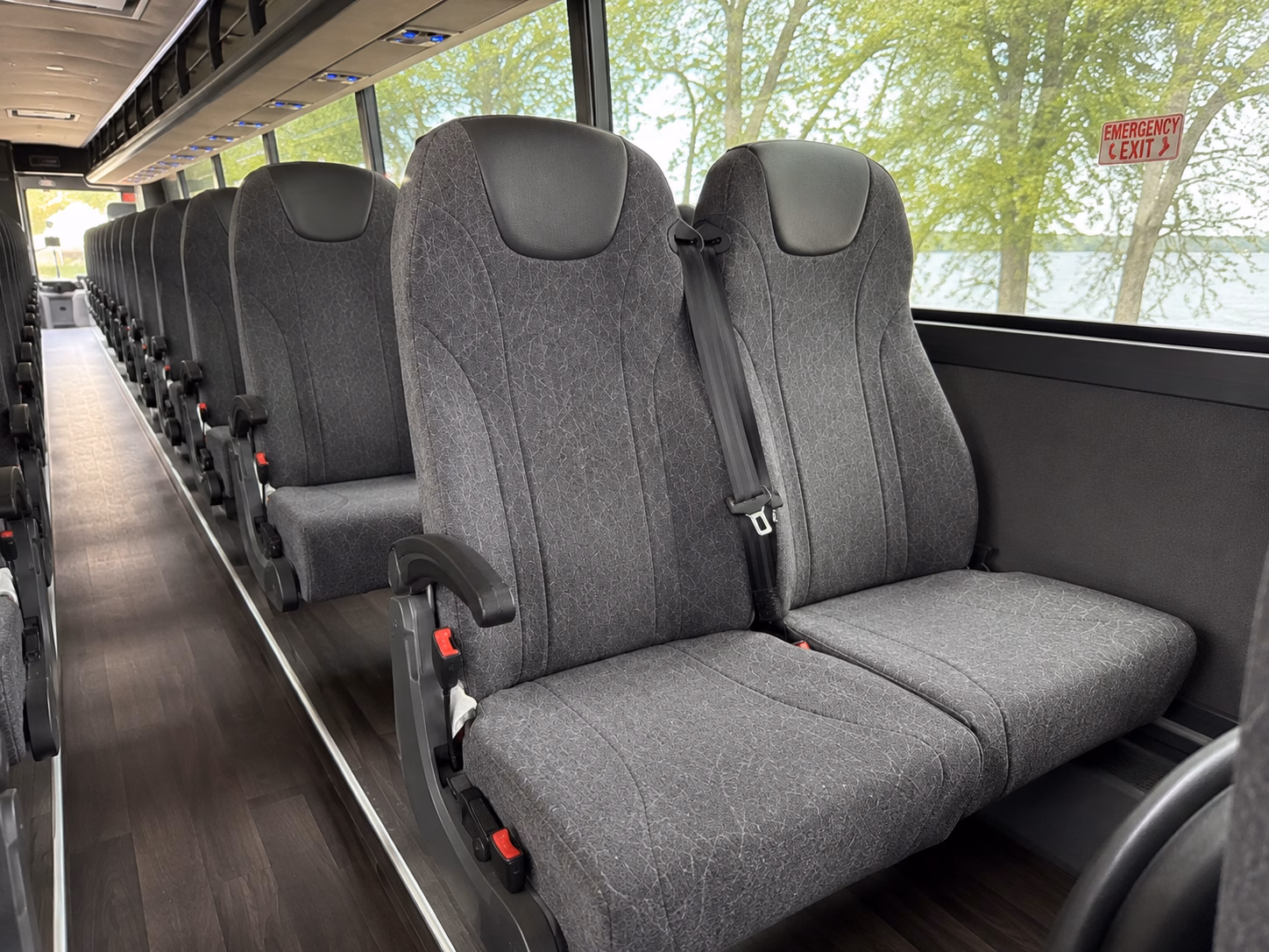 miamigardenscharterbuscompany com is how miami gardens churches get to retreats conferences and conventions