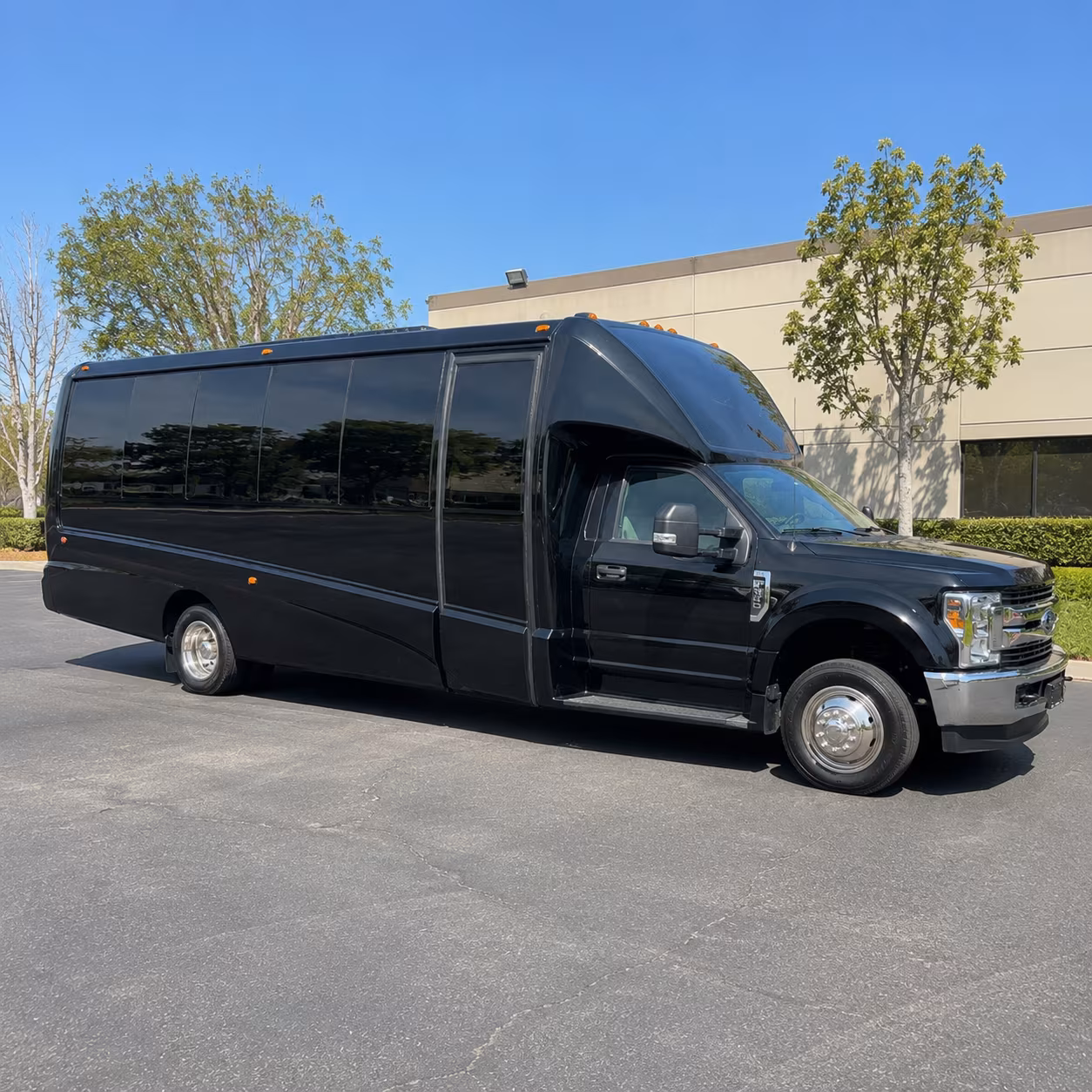 palm beach gardens bus rentals