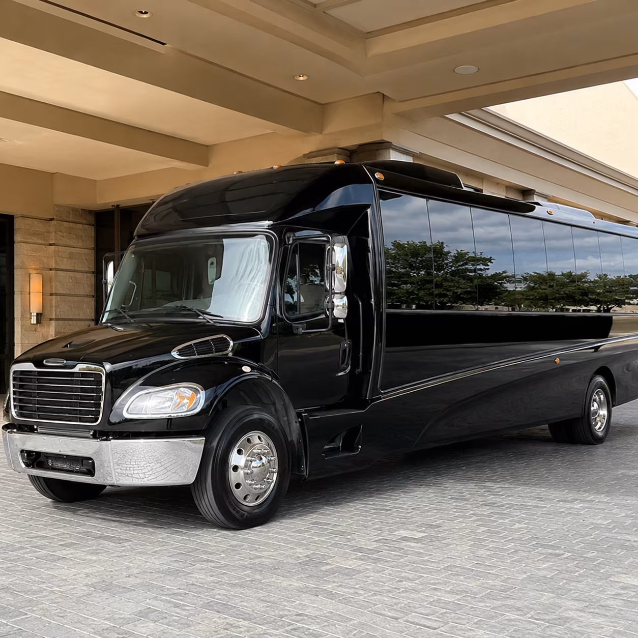 party buses in miami gardens are ready for your prom night