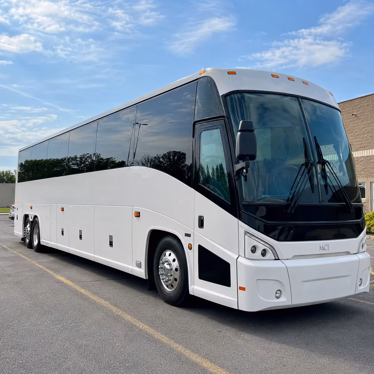 waiting until the last minute costs you more book your miami gardens airport shuttle early